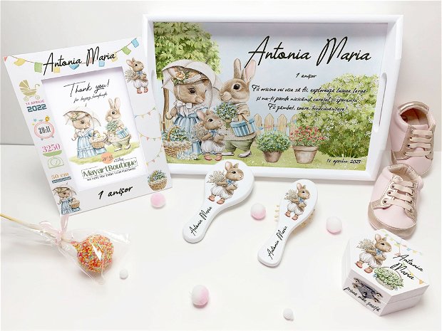 Set aniversar personalizat 1 anisor - Charming Bunny - Tavita turta si accesorii