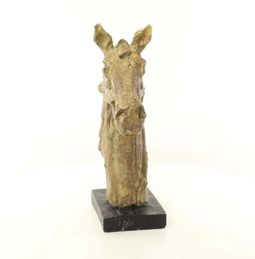 Cap de cal - statueta din rasini