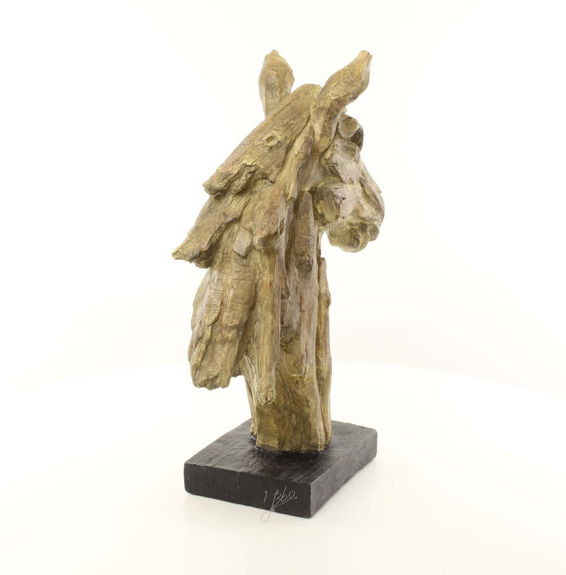 Cap de cal - statueta din rasini