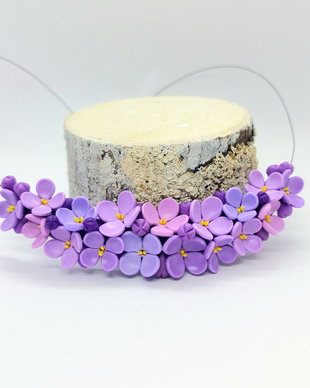 Colier cu flori de liliac