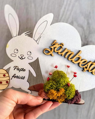 Decoratiune de Paste cu licheni stabilizati