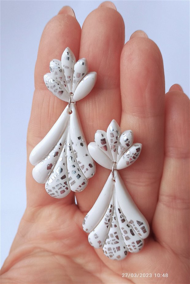 Cercei alb-argintiu // Handmade Polymer Clay Earrings