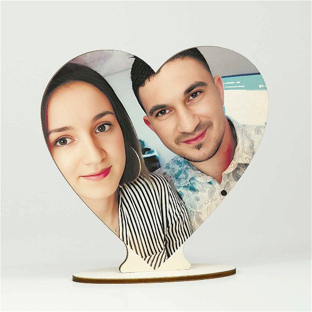 Inima din lemn personalizata cu poza - cadou pentru iubita/sotie