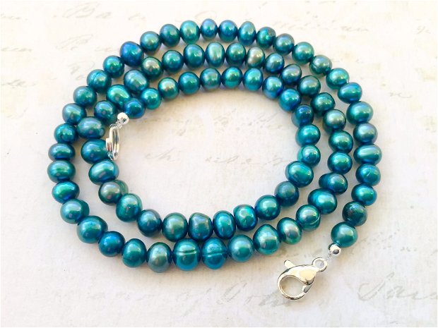 Colier perle de cultura bleu turcoaz