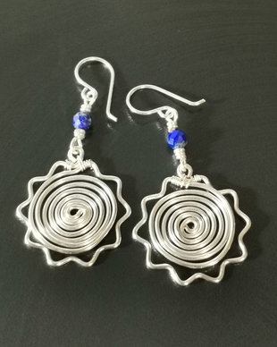 Cercei spirala lapis lazuli