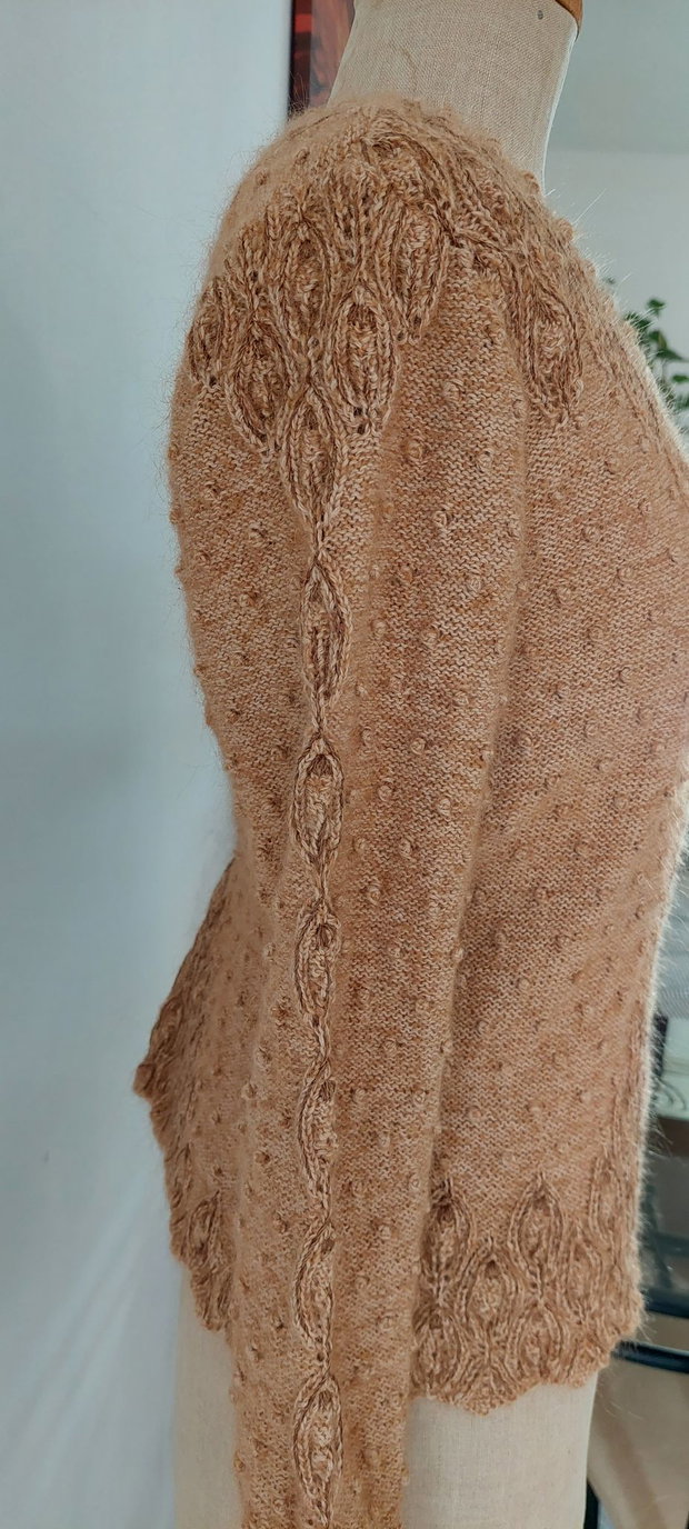 Jacheta tricotata manual Josefa gold
