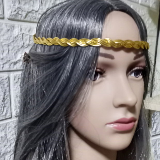 Coronită medievală împletită