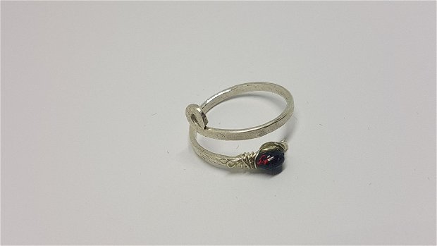 Inel unicat , inel din argint, inel cu opal etiopian negru