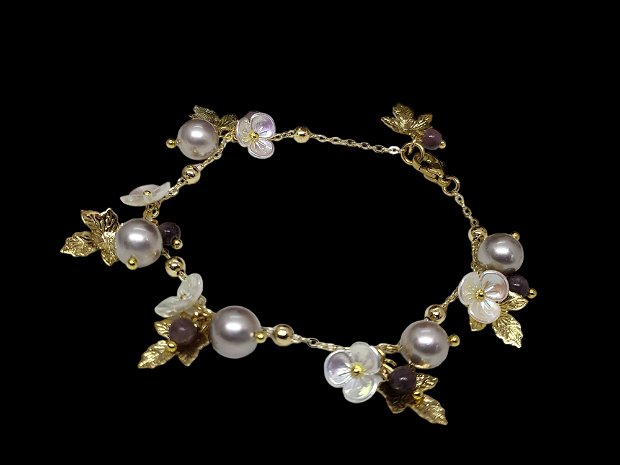 Bratara charm perle seashell,jad si floricele /inox auriu