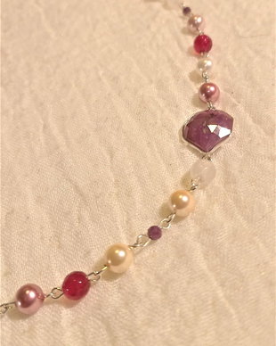 Colier choker asimetric radacina de rubin, perle din sidef/mother of pearl, agate