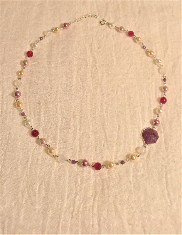 Colier choker asimetric radacina de rubin, perle din sidef/mother of pearl, agate