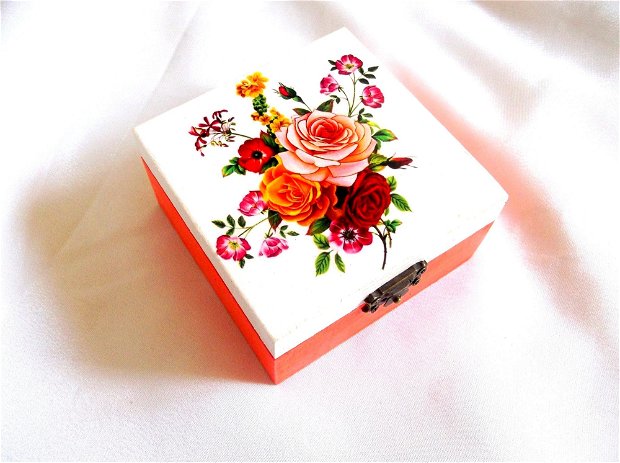 cutie cu model floral 43075