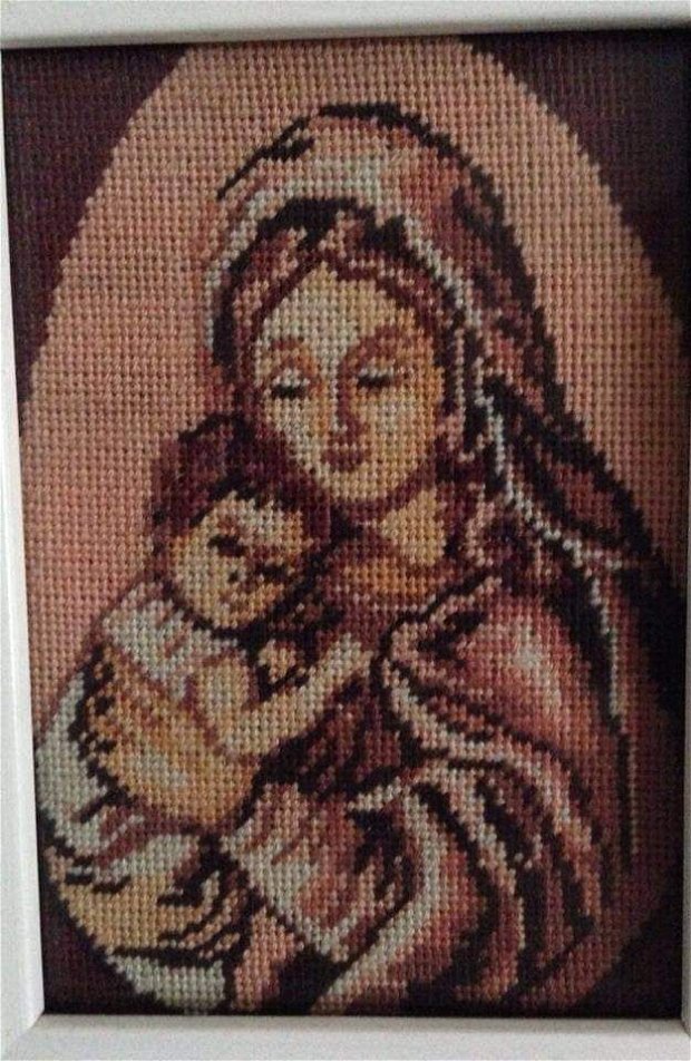 Fecioara Maria cu pruncul