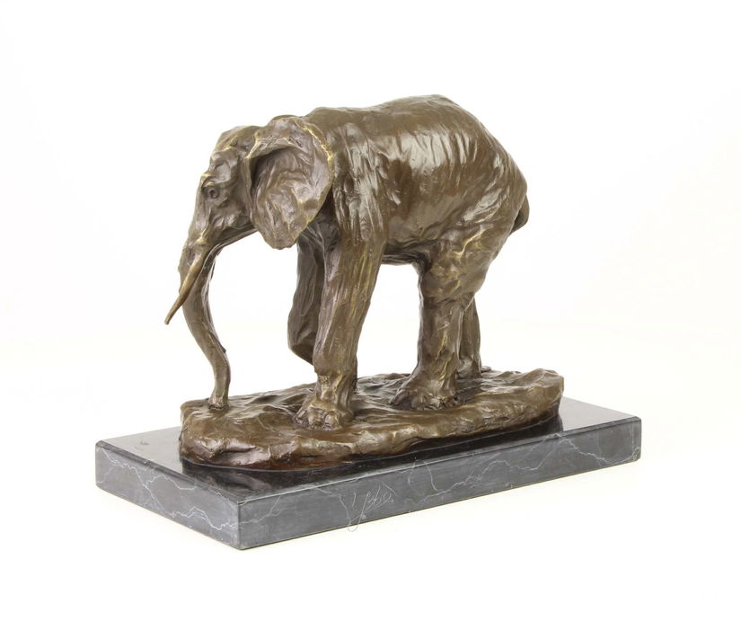 Elefant - statueta din bronz pe soclu din marmura