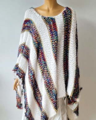 Poncho tricotat