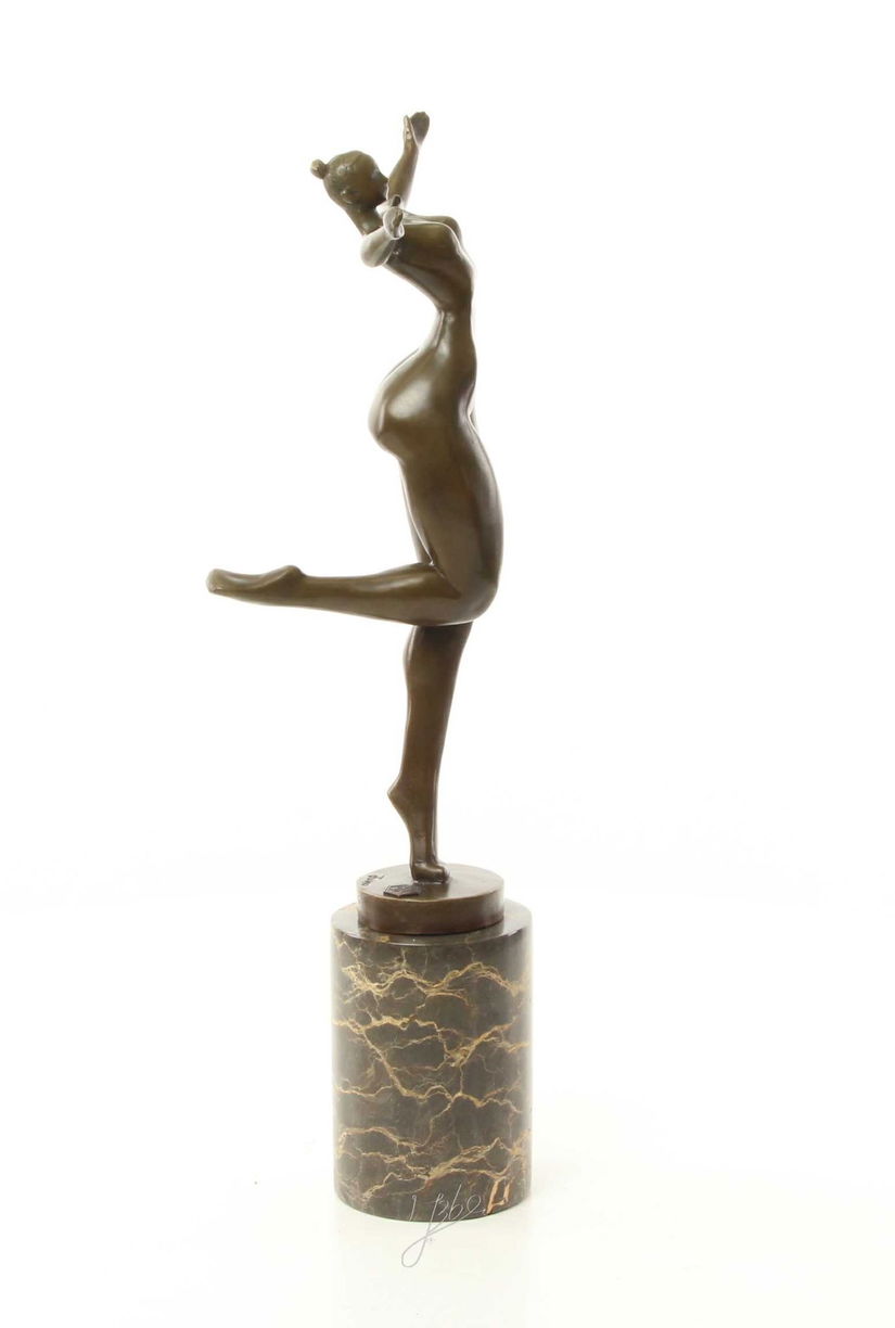 Nud modern - statueta din bronz pe un soclu din marmura