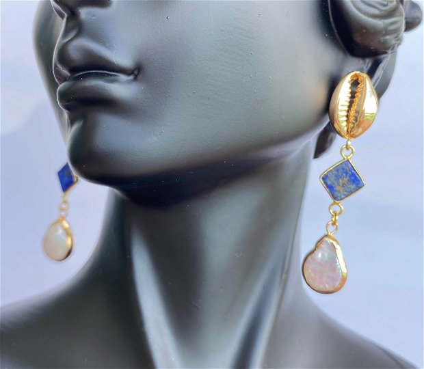 Cercei scoica cu lapis lazuli si perle de cultura