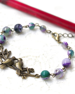 Bratara cu agate verde si violet