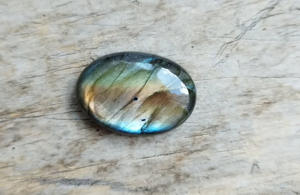 Cabochon labradorit, 32x28x8 mm