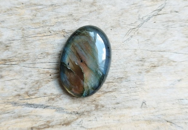 Cabochon labradorit, 32x28x8 mm
