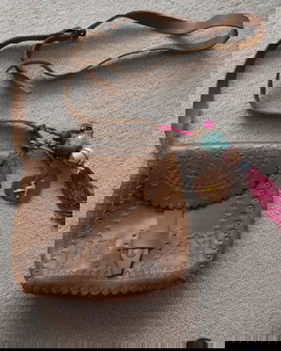 Accessorize - Geanta noua, messenger, din piele naturala, cu ciucure