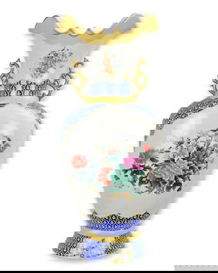 Vaza orientala din portelan