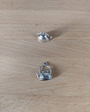 Pandantiv ceainic - 19x17mm