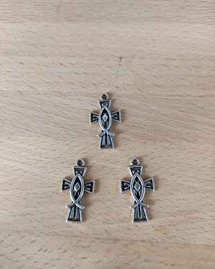 Pandantiv cruce - 26x14mm