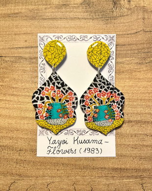 Cercei pictati manual dupa Yayoi Kusama