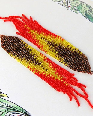 Cercei lungi margele in culorile focului 14.5 cm
