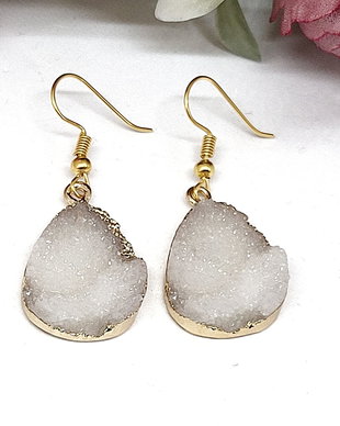 Cercei druzy alb