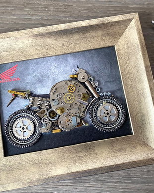 Tablouri steampunk cu modele de masini, Motocicleta Honda Cod M 602, Motocicleta honda decor birou, Cadouri pentru miri si nasi