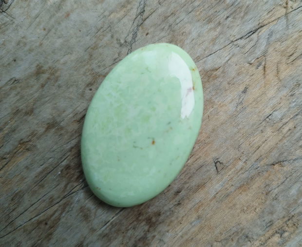 Cabochon lemon crisopraz, 41x27x6.5 mm