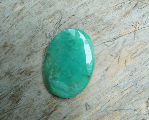 Cabochon crisopraz, 33x24x5 mm