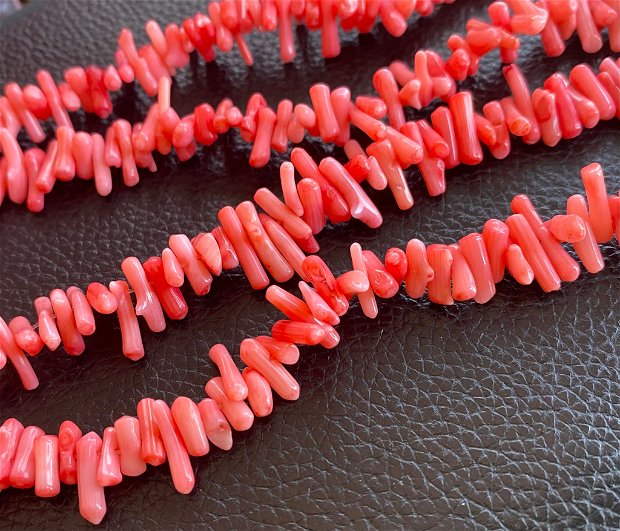 Coral crengute 7~14 x 2~3.5 mm - sirag 19 cm
