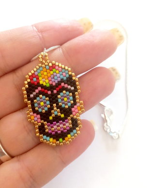 Lantisor de argint