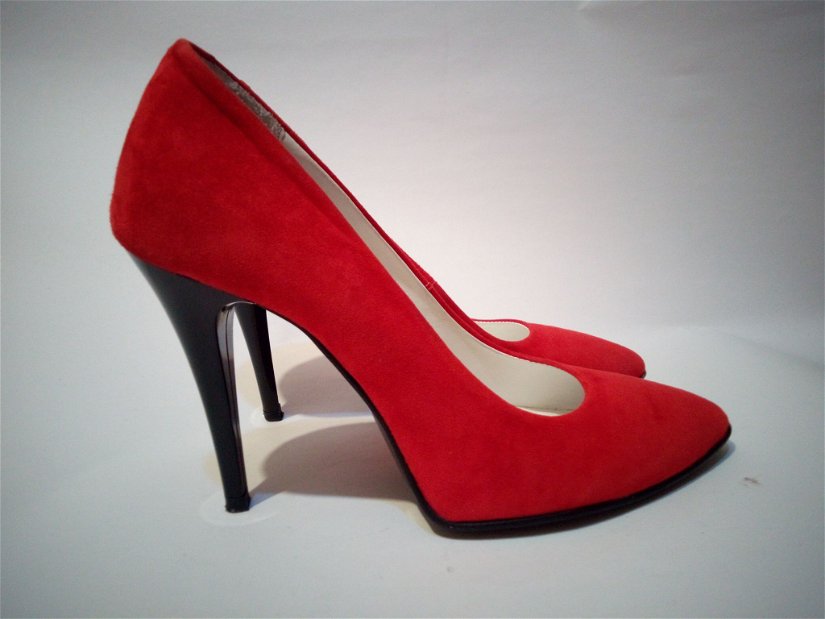 Pantofi piele naturala stiletto culoare roșu Valentino Nr . 36