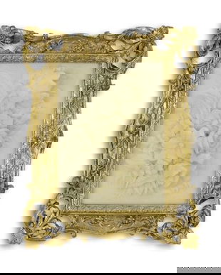 Tablouas din alabastru cu o rama aurie din rasini