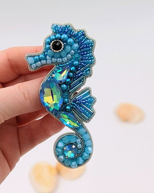 Rezervat Broșă Clăuț de Mare - Blue