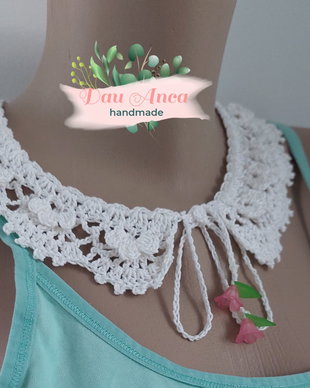 Guleras croșetat "Innocence"
