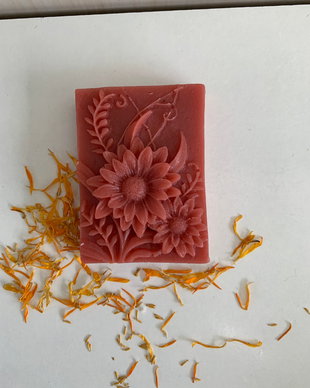Sapun delicat ten uscat, matur cu trandafiri si hibiscus