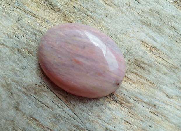 Cabochon rodonit roz, 40x30 mm