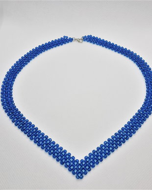 Colier elegant din cristale - albastru transparent mat