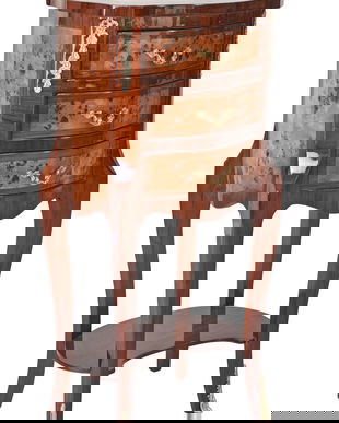 Comoda baroc din lemn maisv furniruit cu trei sertare