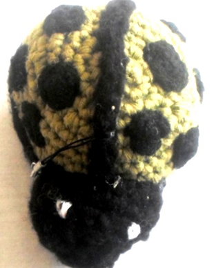 Breloc buburuza verde deschis