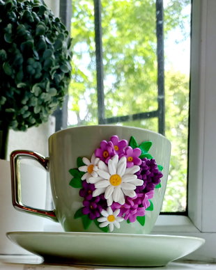 Set ceașcă si farfurie "Florile verii"