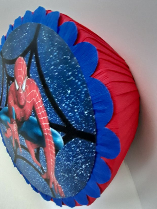 Piñata piniata Spiderman