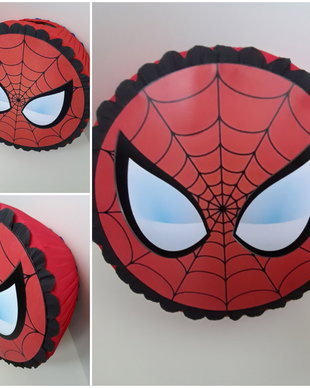 Piñata piniata Spiderman