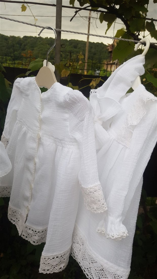 Set rochite asortate din panza topita/rochite albe, din panza topita
