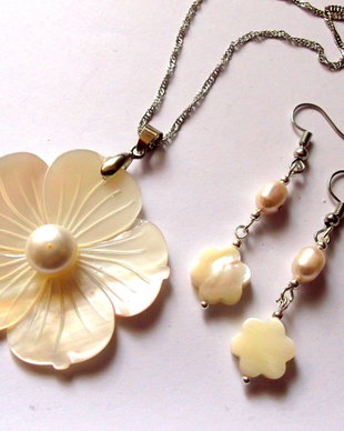 Set cu sidef si perle naturale 43393